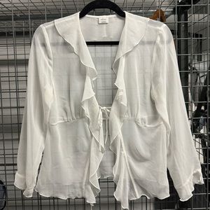 Aritzia frenchy blouse in white 🐇